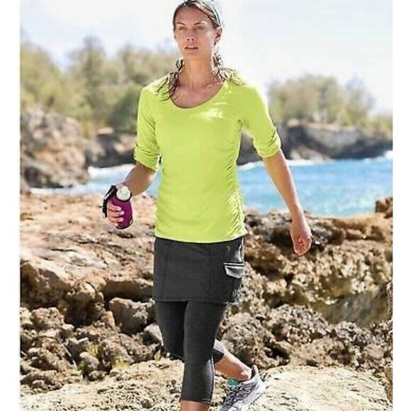 Athleta Bettona 2-in-1 Mini Skirt with Attached Capri Leggings Black Size XS - Picture 2 of 5